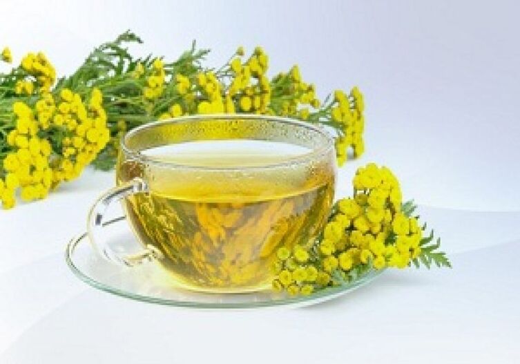 Infuzija tansy pomoći će vam da se riješite parazita u tijelu